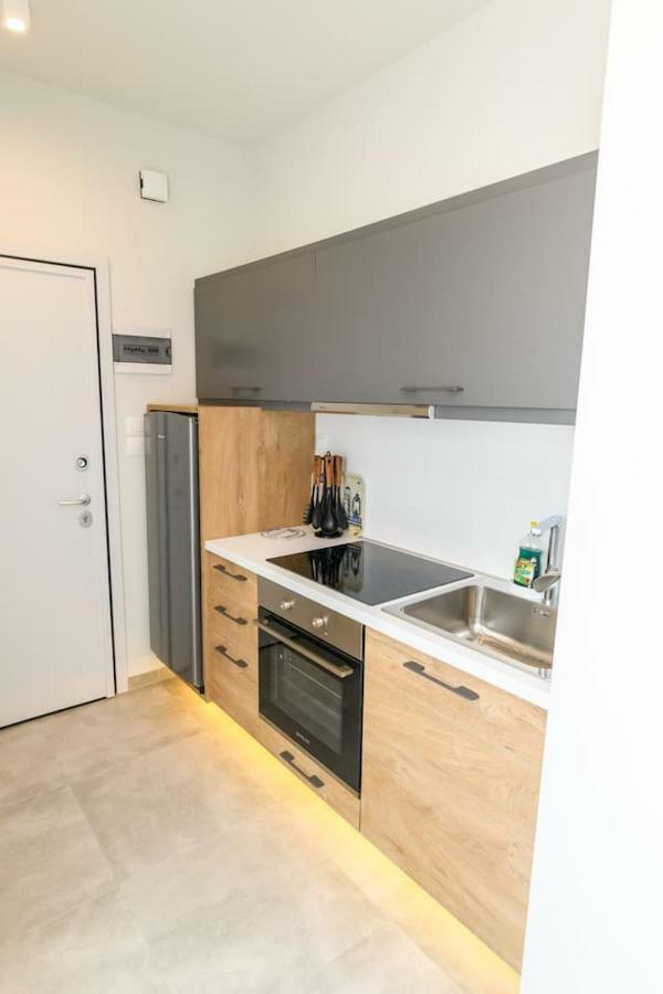 Superior Modern Apartment In The Center With View. Волос Экстерьер фото